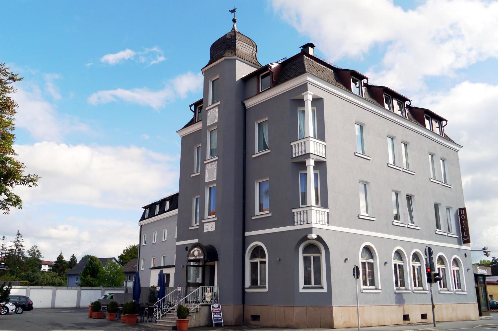 Hotel Grader Neustadt an der Waldnaab Exterior photo